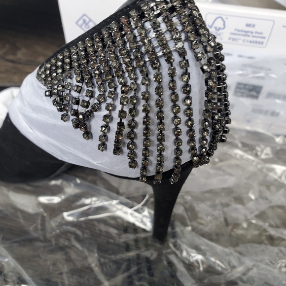 Heels rhinestone NIB - Picture 3 of 10